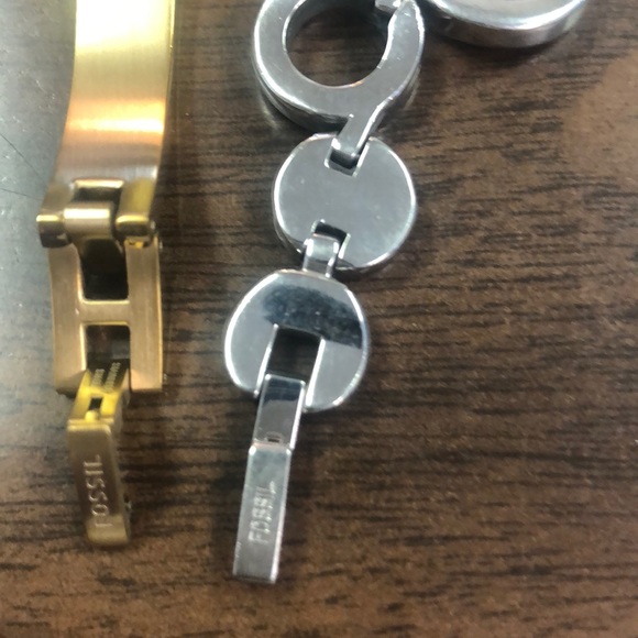 2 Fossil Watches - Picture 5 of 5